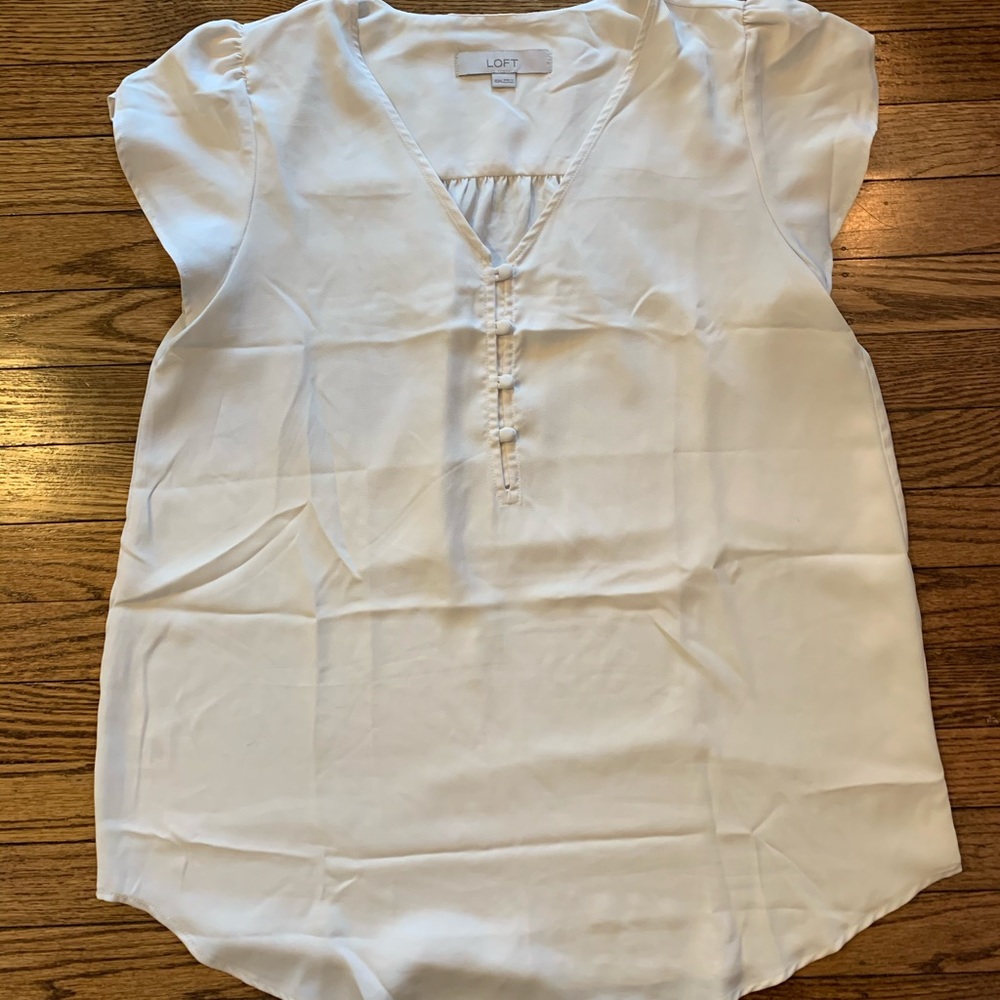 Maternity sleeveless top